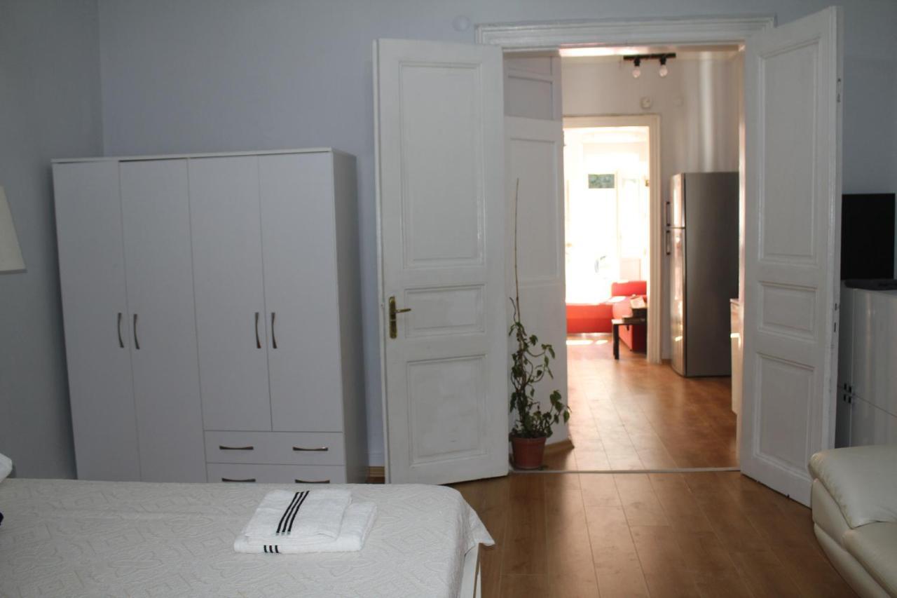 Апартаменты For Those Who Want To Be Close To Beyoglu Istiklal Street Стамбул Экстерьер фото