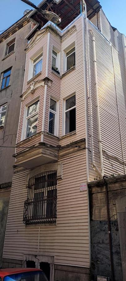 Апартаменты For Those Who Want To Be Close To Beyoglu Istiklal Street Стамбул Экстерьер фото